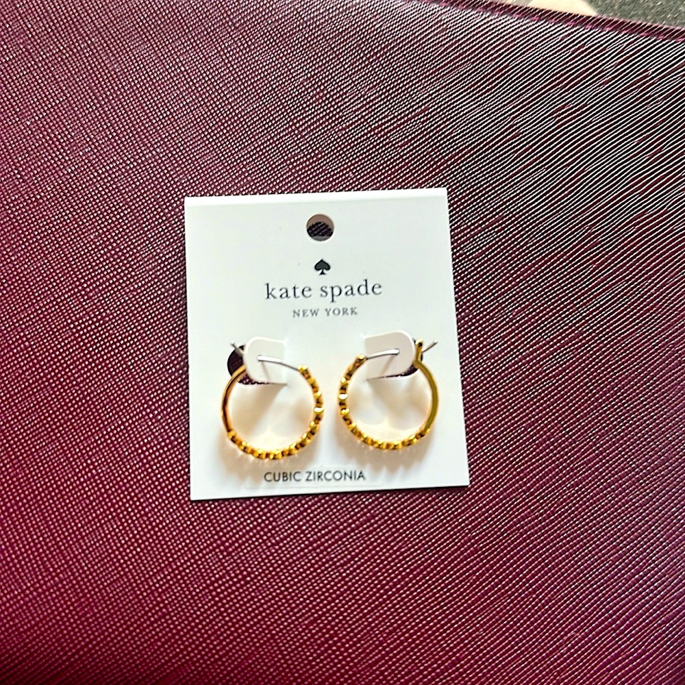 Kate Spade Full Circle earrings NWT gold